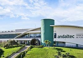 Andaltec pone sonido a los coches eléctricos desde Martos