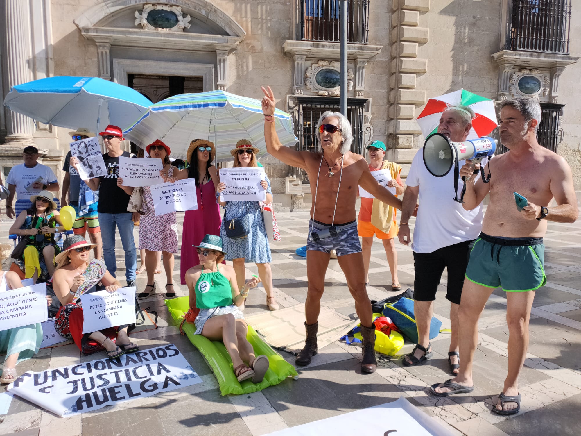 Manifestación este viernes en el TSJA.