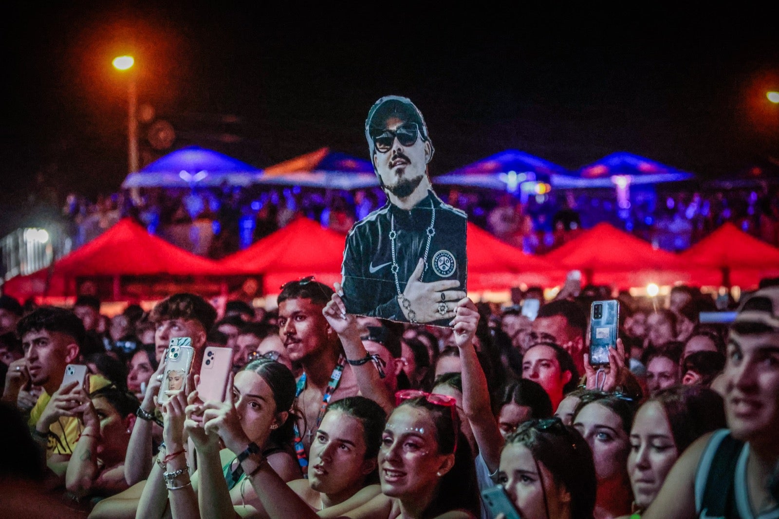 El concierto de Dellafuente en el Granada Latina, en imágenes