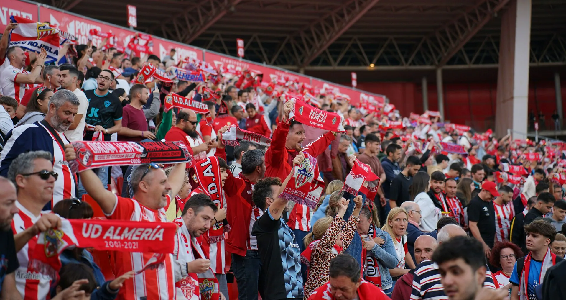 Abonos y equipación de la temporada 2023-24 del Rayo Vallecano