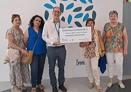 Entrega del donativo en la sede de Málaga.