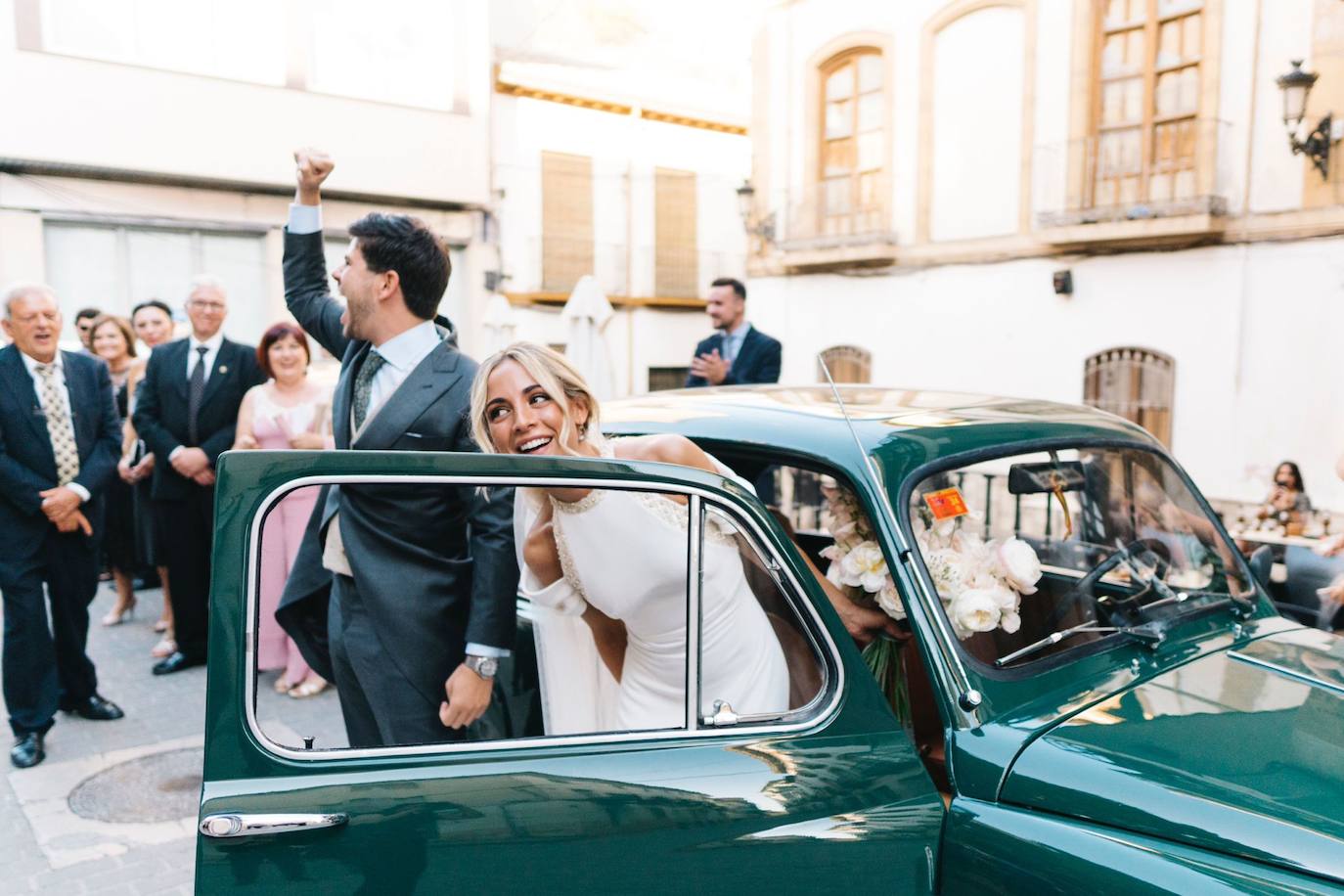 La boda de la influencer granadina Carmen Santaella, en imágenes