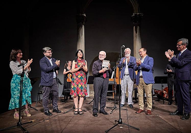 Koopman recibe la Medalla de Oro del Festival.