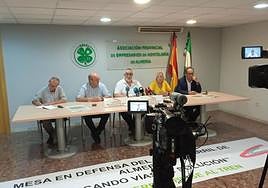 La Mesa del Tren arranca su campaña del 23-J para lograr mejoras ferroviarias para Almería