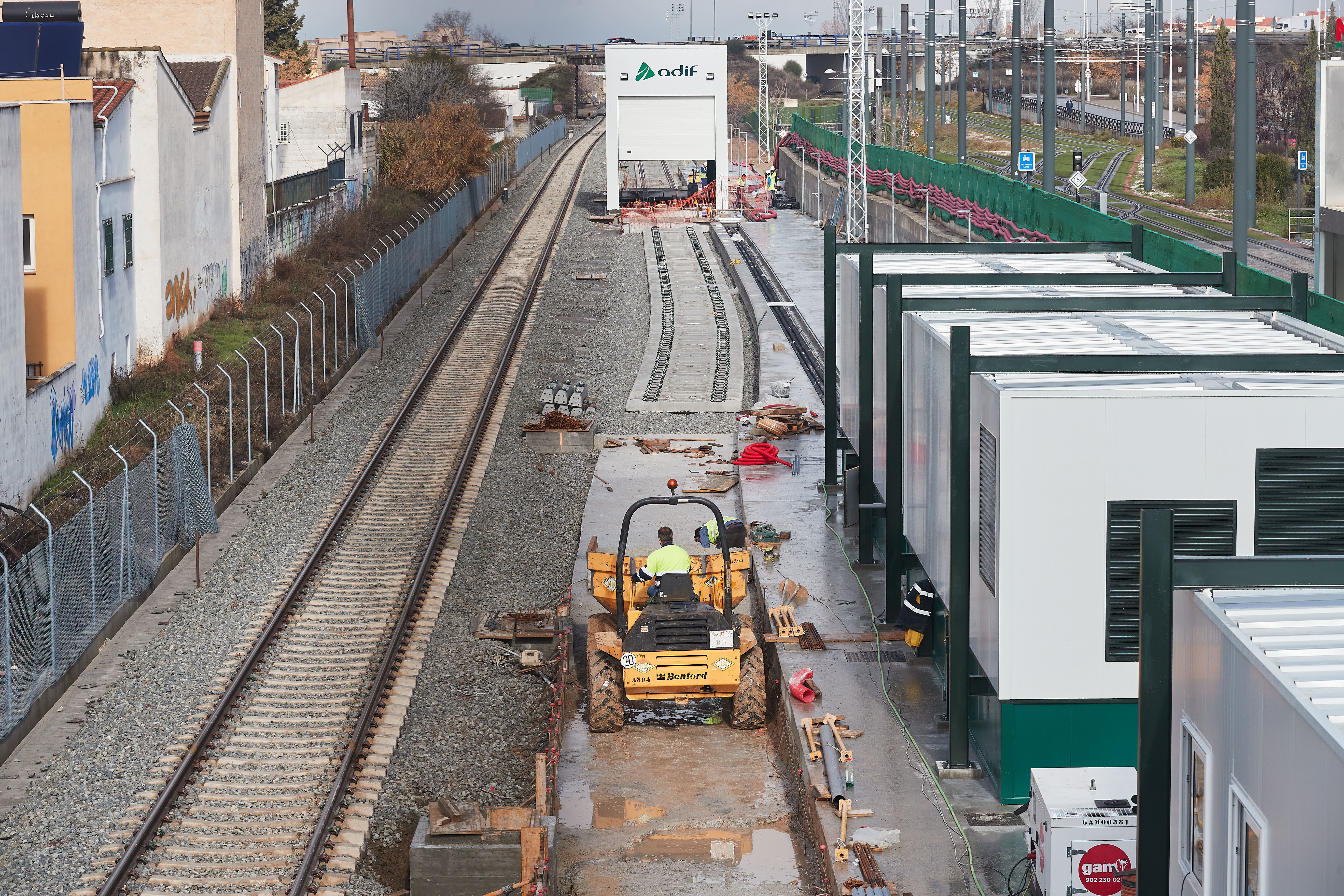Obras del cambiador de vía en el Cerrillo de Maracena.