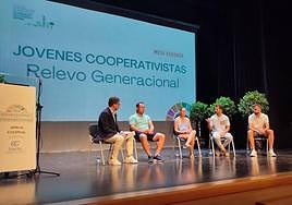 David Baños con Juan Díaz, Carmen María Contreras, Alejandro Bueno y Urbano Portero.