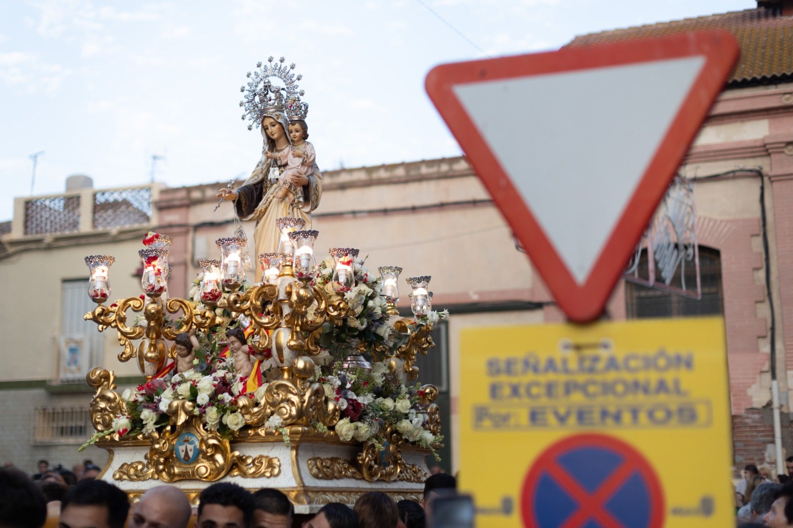 Espectaculares imágenes de la procesión de la Virgen del Carmen en Motril