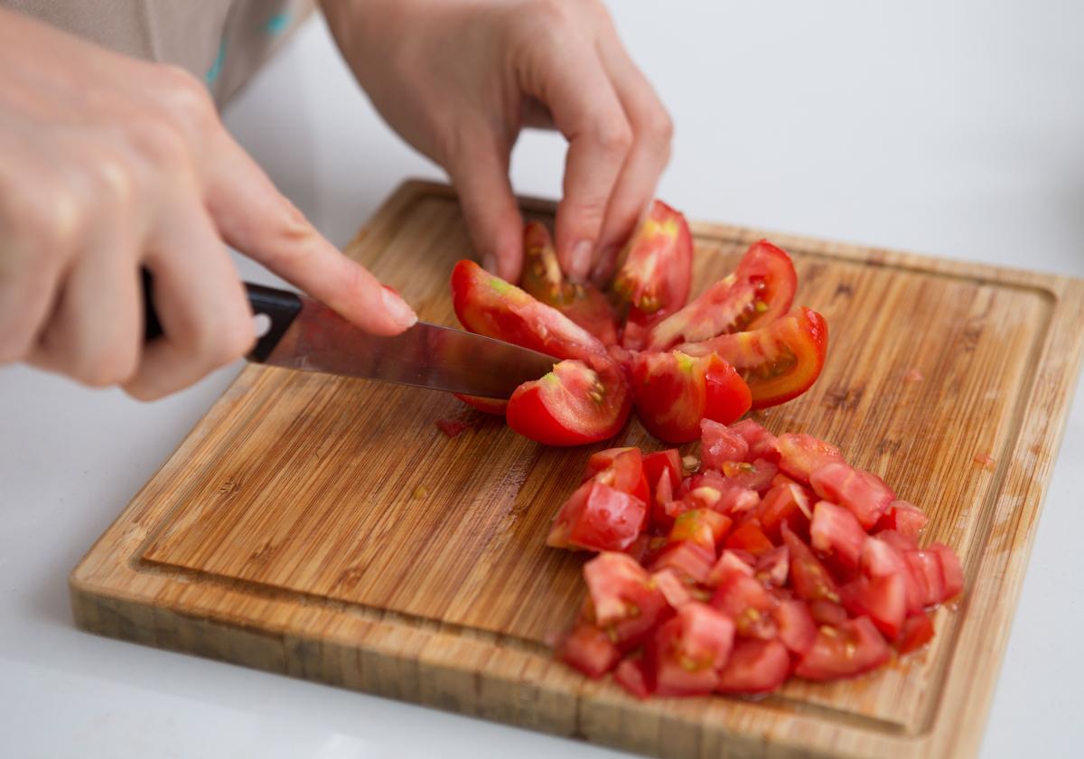 El tomate de Almería como ingrediente estrella: de la cocina a la cosmética