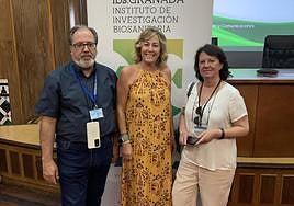 De izquierda a derecha: Dr. Jose Carlos Prados, Dra. Encarnación González y Dra. Consolación Melguizo