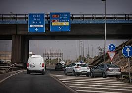 Punto conflictivo en el que confluye la Circunvalación de Granada con la A-92, en Albolote.