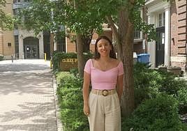 Virginia Martos Armenteros (2 de julio de 199, Martos-Jaén) es una historiadora brillante. Graduada en Historia por la Universidad de Granada .