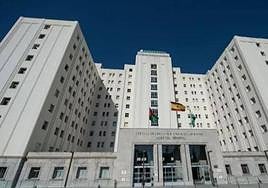 Fachada del Hospital Virgen de las Nieves.