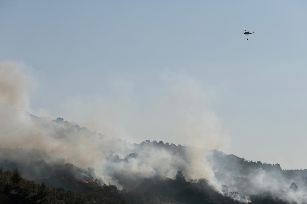 Las imágenes del incendio en Pinos Genil