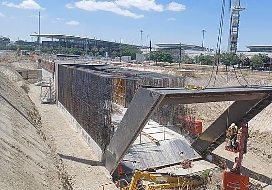 Construcción de uno de los cajones que se meterá bajo la GR-30.