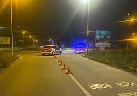 Más de 50 denuncias por botellones en Playa Granada este fin de semana