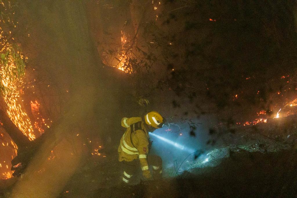 Las imágenes del incendio en el Sacromonte en Granada