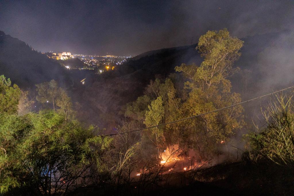 Las imágenes del incendio en el Sacromonte en Granada