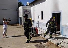 Intervención de los bomberos en Onda Jaén, el día 6 de agosto de 2019.