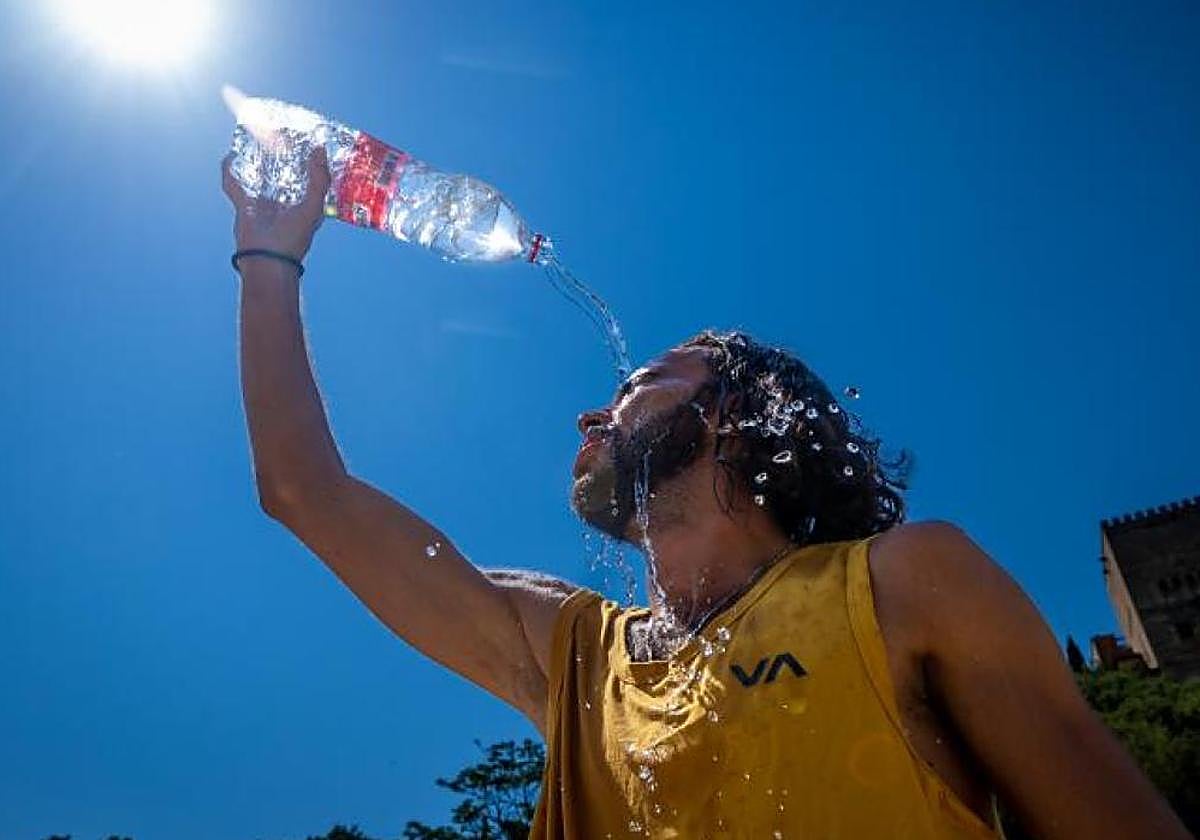 Las 4 ciudades con mejor agua de España según la OCU y no está Granada.
