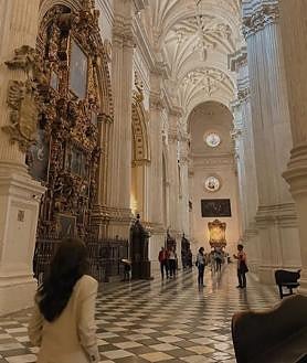 Imagen secundaria 2 - Otras de sus publicaciones.