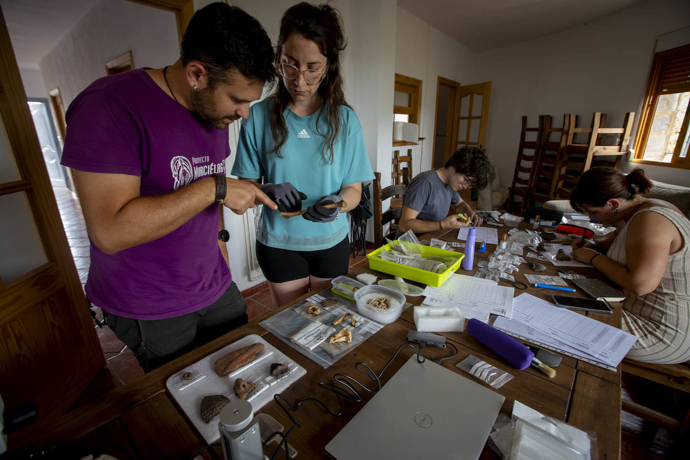 Las imágenes de la imponente Cueva de los Murciélagos de Granada