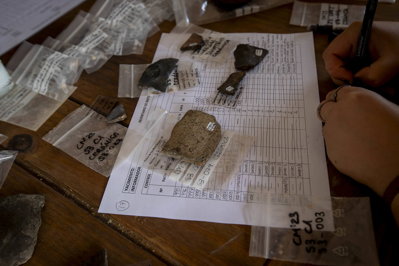 Las imágenes de la imponente Cueva de los Murciélagos de Granada