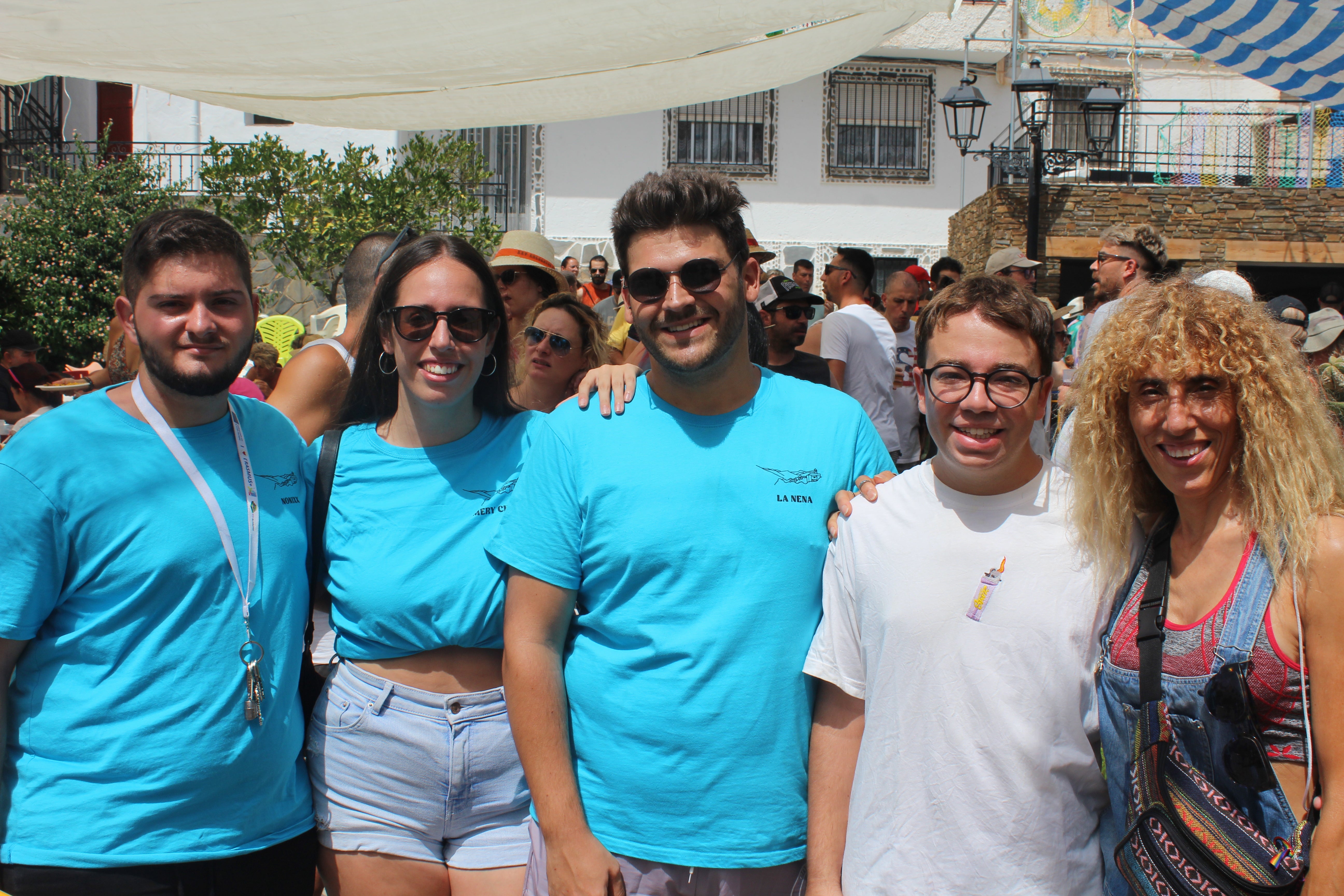 Más de 1.200 personas disfrutan de una gran paella en Velefique