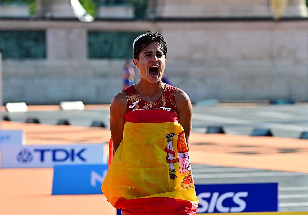 Las imágenes de la carrera y la celebración de María Pérez