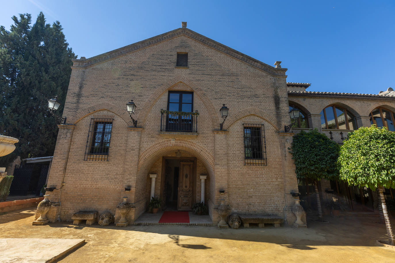 Las imágenes del espectacular palacio del Duque de Wellington en Granada