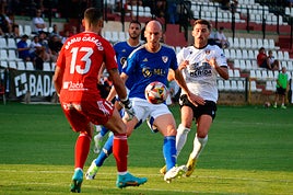 Un Linares muy verde no pudo sumar en el Estadio Romano