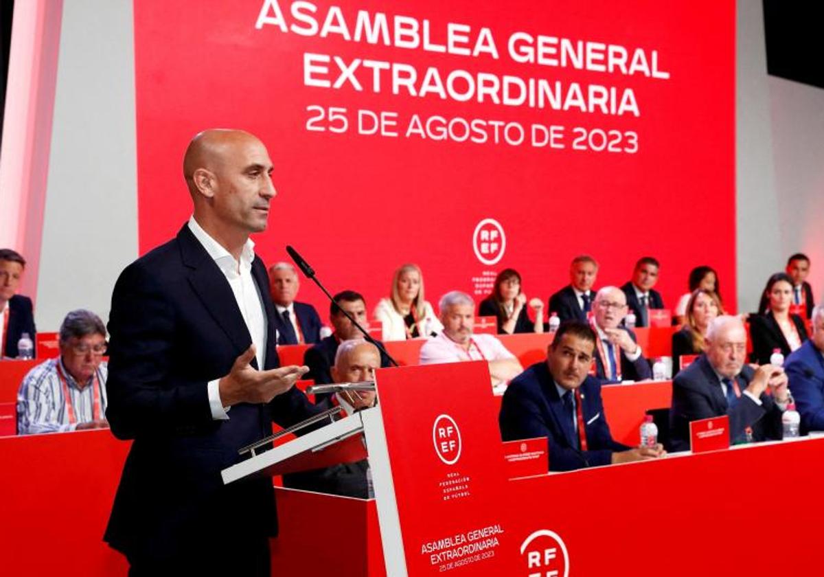 El presidente de la Federación anunció que hoy estaría jugando en Motril durante la asamblea.