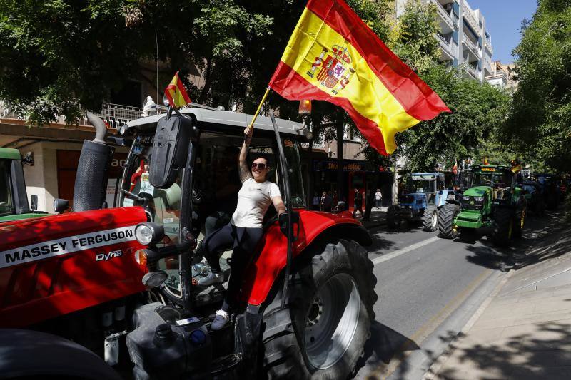 Una de las protestas de agricultores en el centro de Granada, en junio del pasado año.