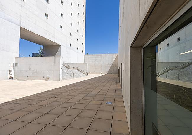 Vestíbulo entre edificios.