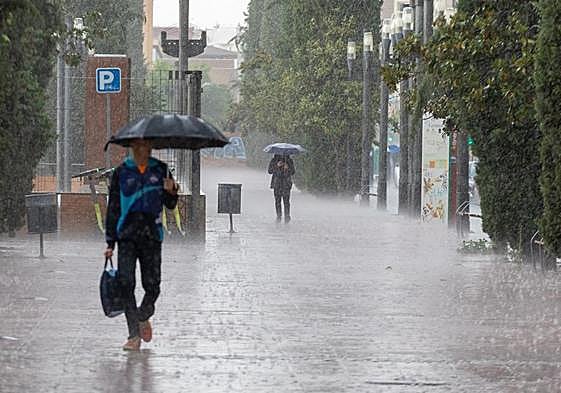 Aviso por fuertes tormentas en Andalucía para el fin de semana.