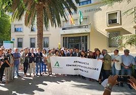 Concentración en la Delegación de la Junta de Andalucía en Jaén.
