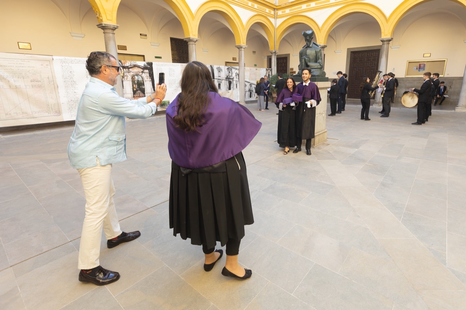 Así ha sido la inauguración del curso universitario en la UGR