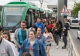 El metro de Granada es uno de los medios de transporte que más crece en viajeros en Andalucía.