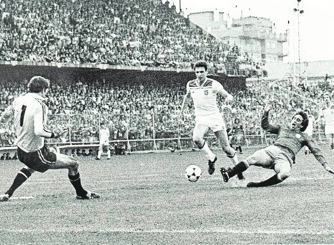 Imagen secundaria 1 - El idilio de la Selección con Granada