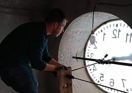 Se acerca el cambio de hora pero no se sabe hasta cuándo se producirá