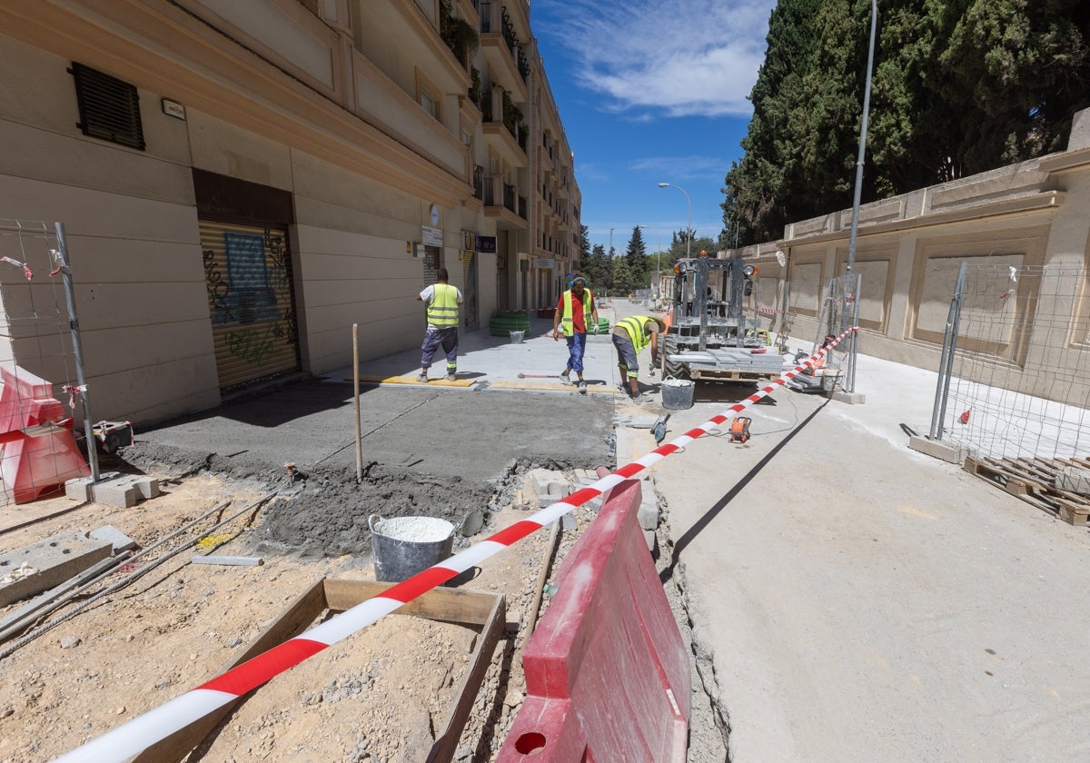 Obras en Rector López Argüeta.