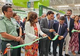 El teniente coronel Francisco José Lozano, Catalina Madueño, Agustín González, Francisco Reyes, Ramón Fernández-Pacheco y África Colomo.