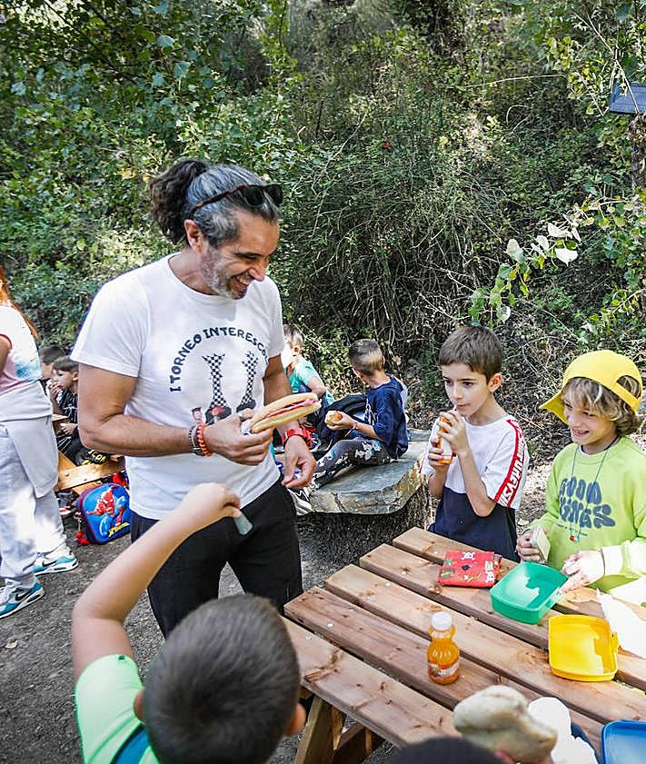 Imagen secundaria 2 - Los niños del Ceip La Vereda, en Cueva Secreta. 