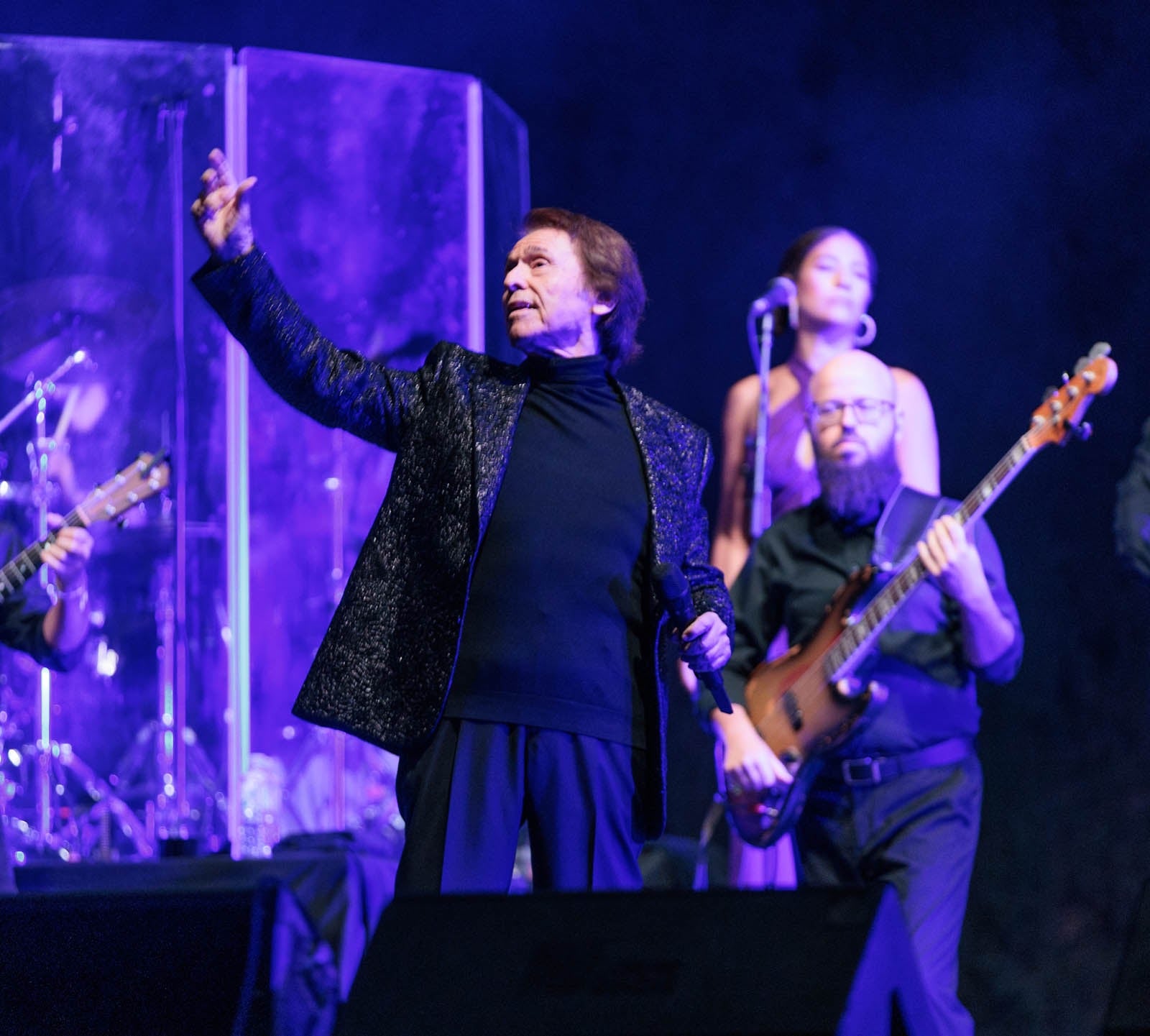 Las imágenes del concierto de Raphael en Granada