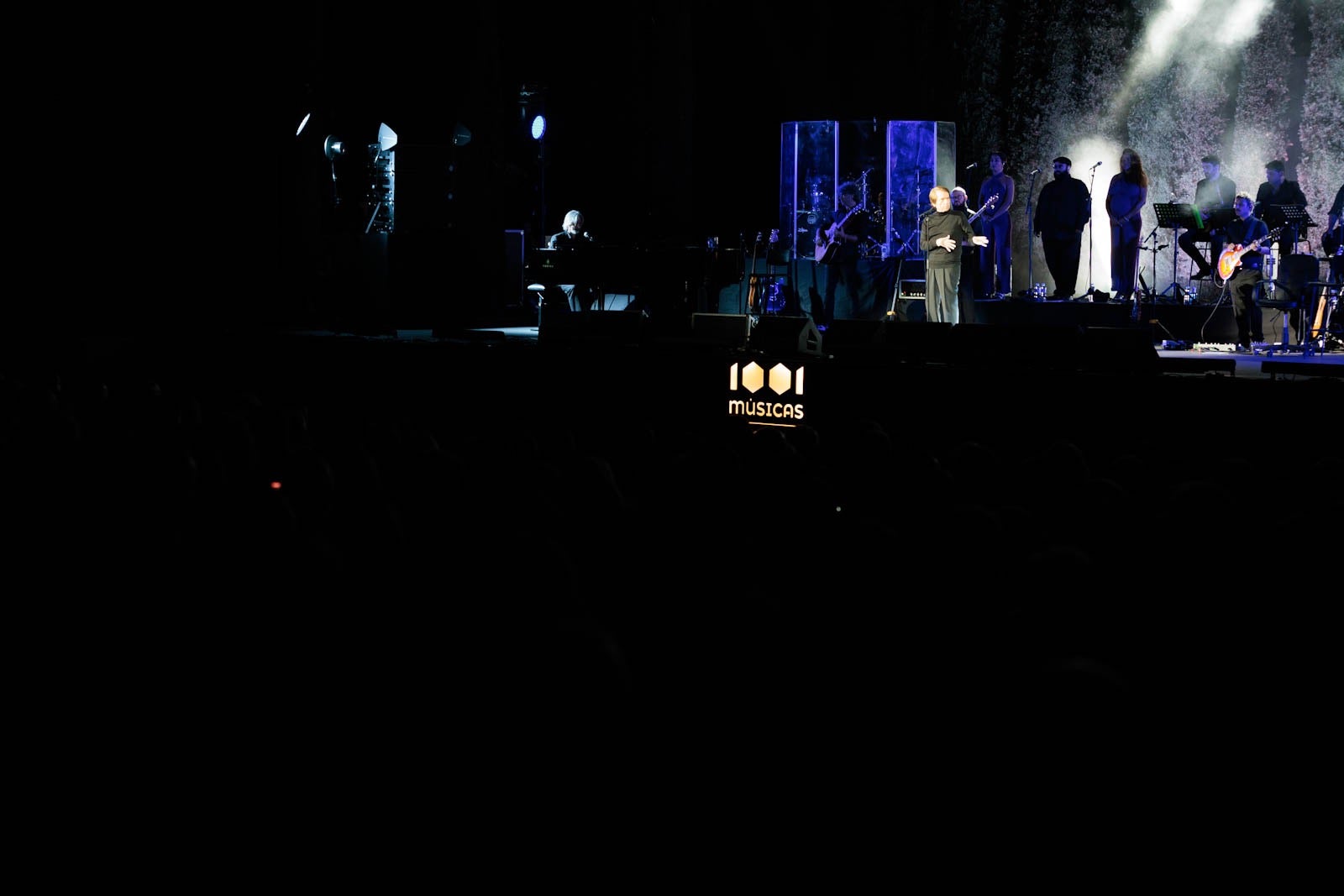 Las imágenes del concierto de Raphael en Granada