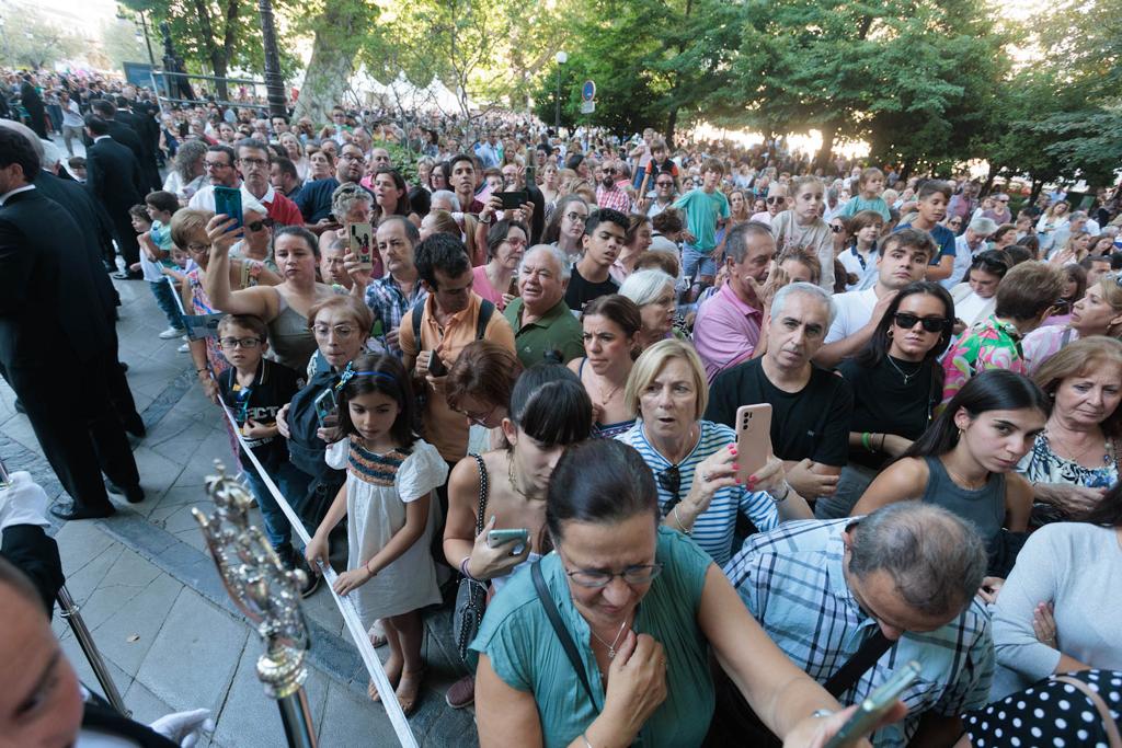 Las imágenes de la procesión de la Virgen de las Angustias
