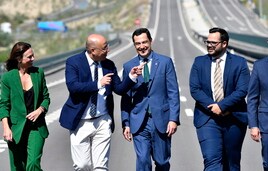 Juanma Moreno, este lunes en la inauguración de los nuevos tramos de la Autovía del Almanzora en Almería.