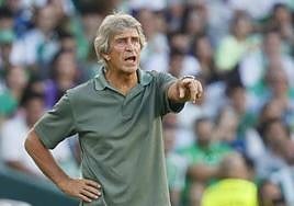 Manuel Pellegrini, durante el partido del Betis contra el Cádiz del pasado domingo.