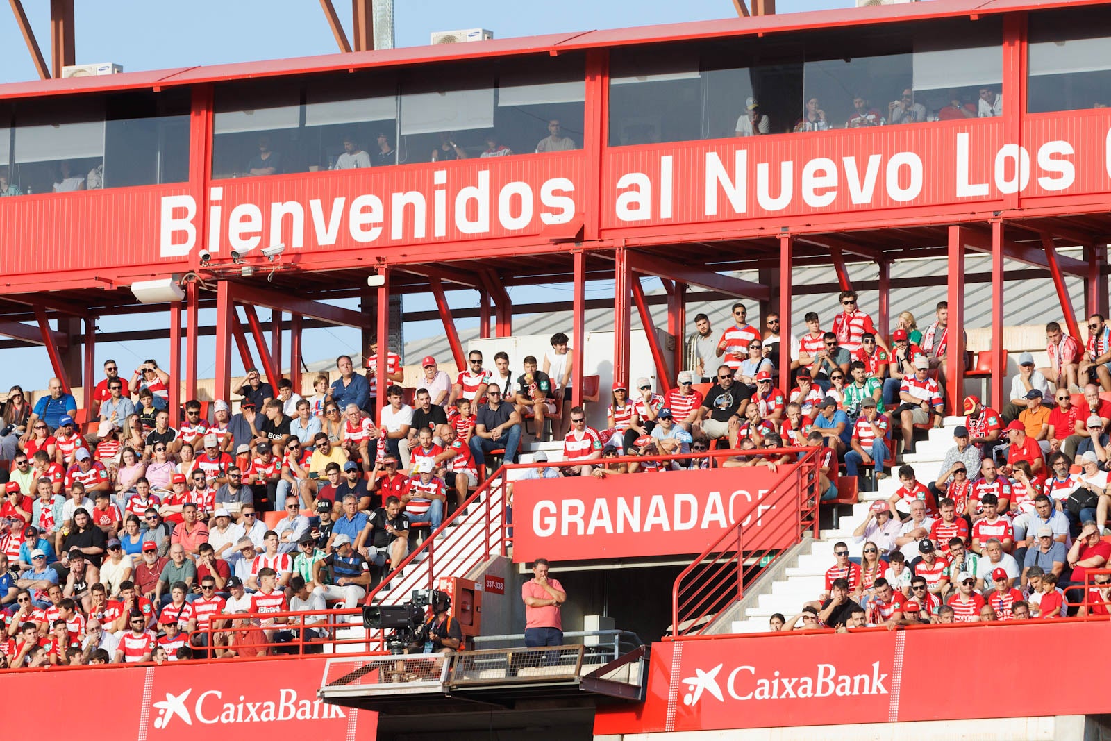 Búscate en la grada de Los Cármenes durante el Granada-Betis