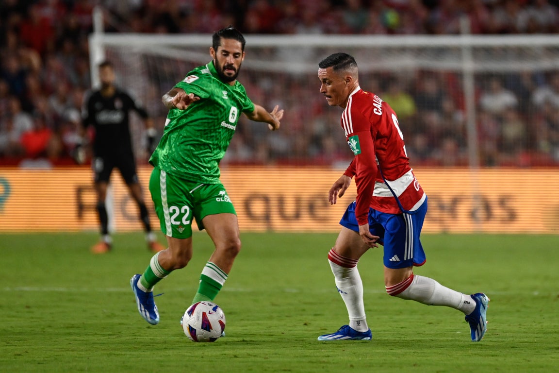 Las mejores jugadas del Granada-Betis, en imágenes