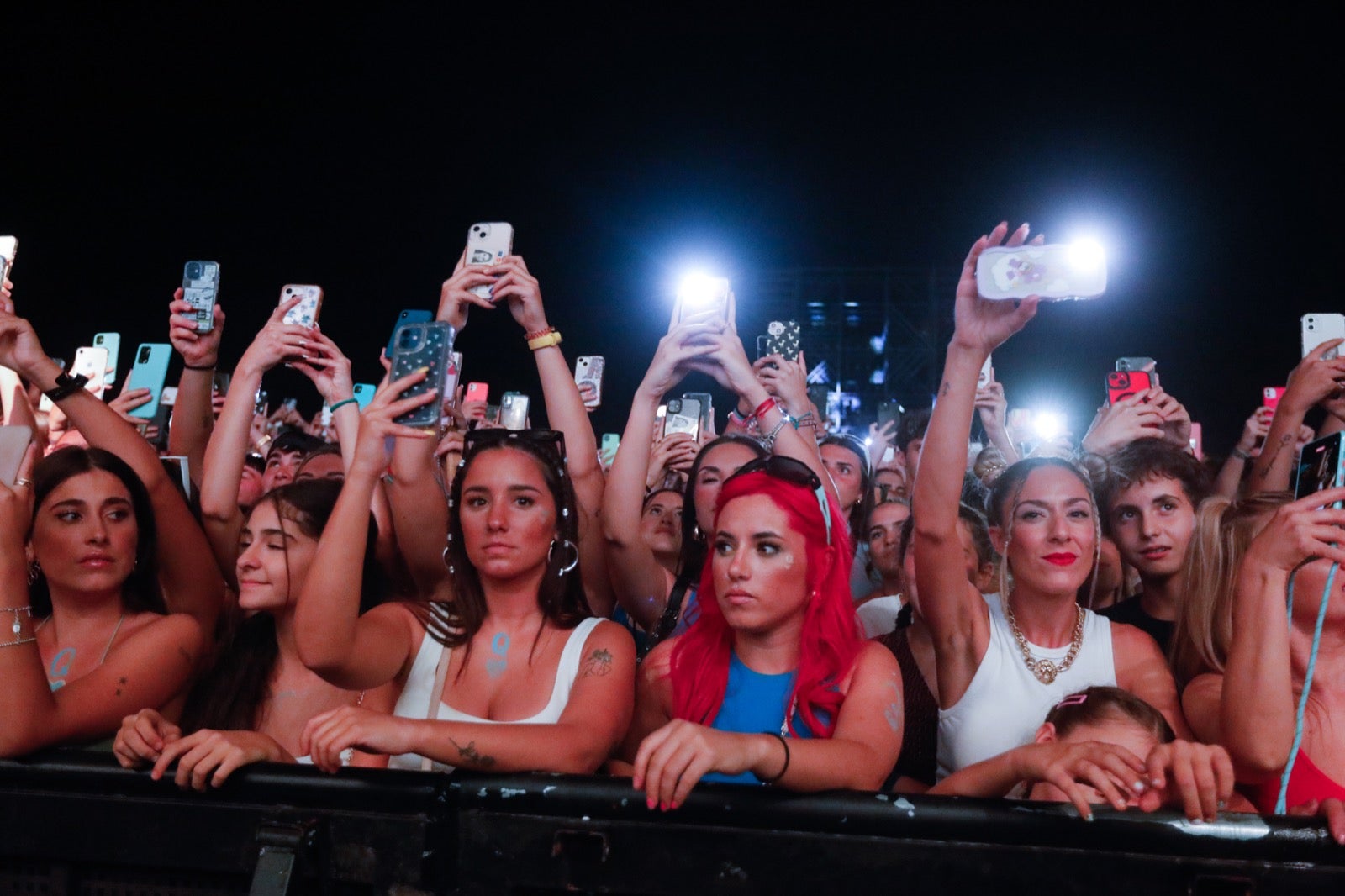 Las mejores imágenes del concierto de Quevedo en Granada